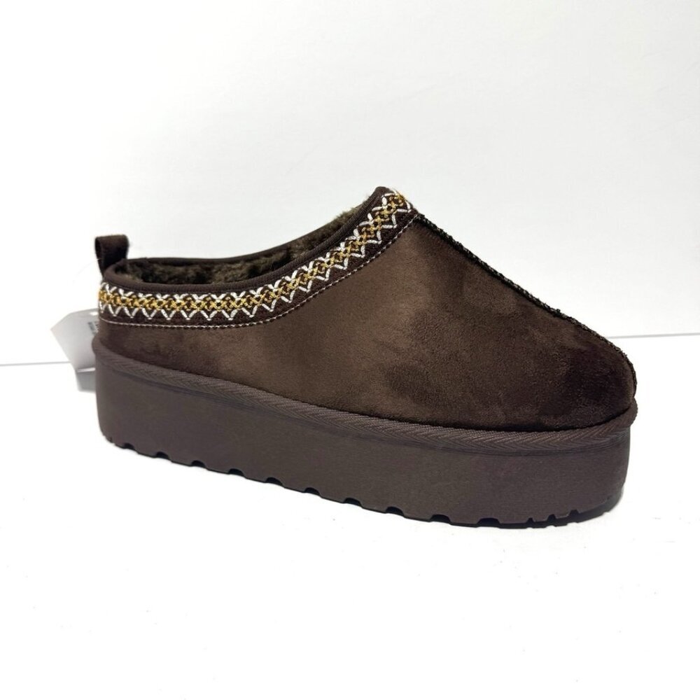 Avalanche Womens Clog Slippers Brown Size 8 M